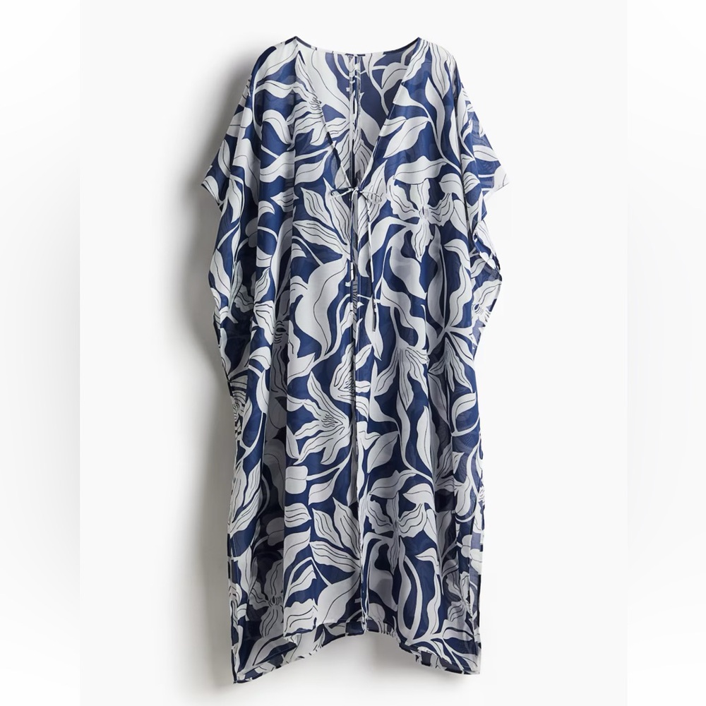 NWT H&M Blue and White Patterned Kaftan